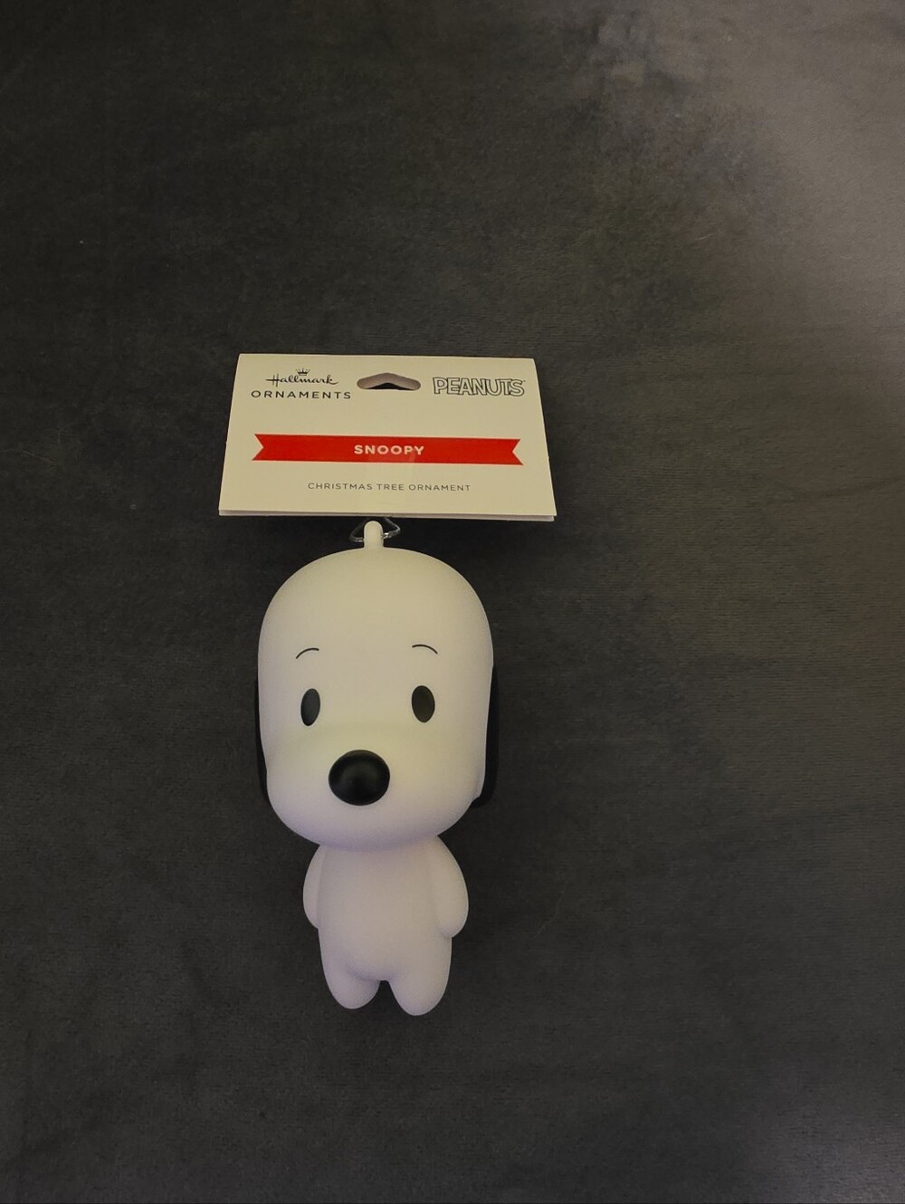 NWT Hallmark Peanuts Snoopy The Dog Christmas Tree Ornament